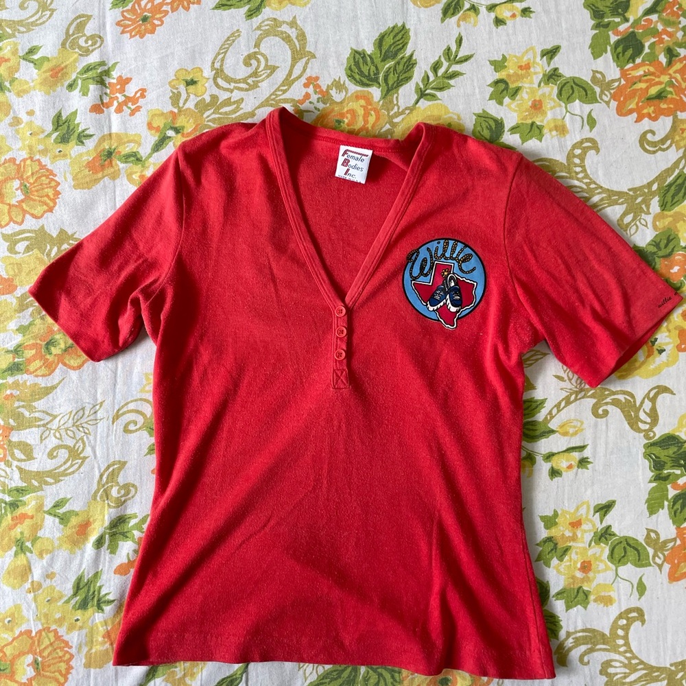 Vintage Willie Nelson shirt